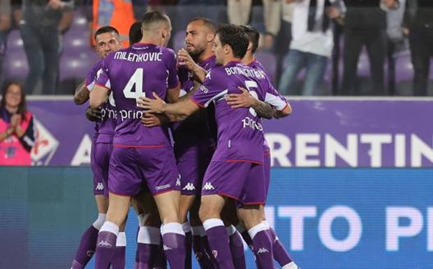 La Fiorentina batte 2-0 la Roma e l’aggancia in classifica. Che lotta per l’Europa League!￼