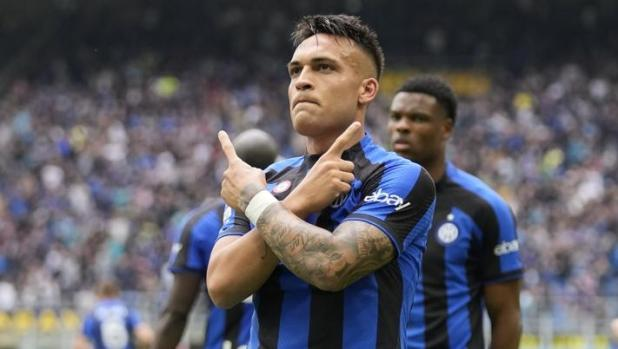 Inter, chi sarà il nuovo capitano? Due pretendenti, un favorito. E altri tre osservano…