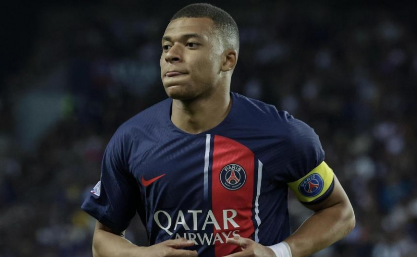 L’Al Hilal offre 300 milioni per Mbappé. Il Psg ci sta, palla a Kylian