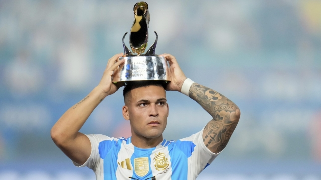 Lautaro può davvero vincere il Pallone d’oro? Se lo giocano lui e altri tre