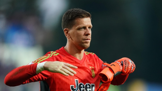 Szczesny si ritira dal calcio. Il portiere sui social: “Ho dato tutto: il mio cuore non c’è più”