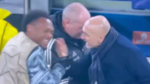 Spalletti litiga con un tifoso: “La prossima volta stai a casa”. Poi molla uno schiaffo a Openda