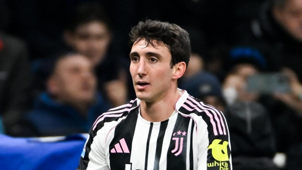 Juve, prima le uscite: Barça e Chelsea su Cambiaso. E Carnevali ha tre opzioni per sostituirlo