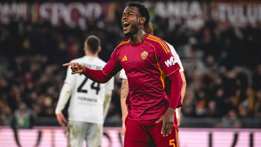 L’Inter alza il muro, se parte De Vrij l’obiettivo è Ndicka della Roma