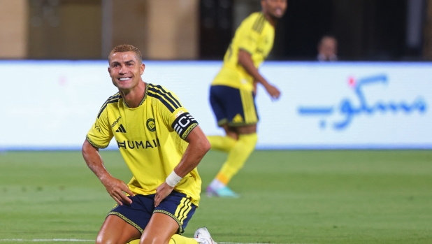 Bufera CR7: Postecoglou lo toglie, lui non ci sta, l’Al Nassr in 10 rimonta da 0-2 a 3-2. E a fine gara