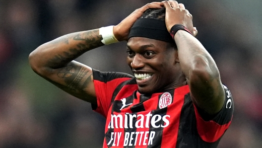Leao, sette anni al Milan: eroe da scudetto, potenziale campione o flop? SONDAGGIO Che voto gli dareste
