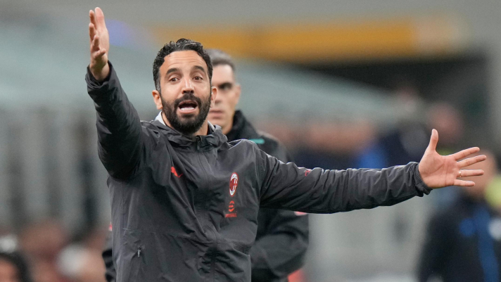 Amorim: “Ci serve tempo. Lo scudetto al Milan è sempre l’obiettivo. Chivu? Non lo invidio”